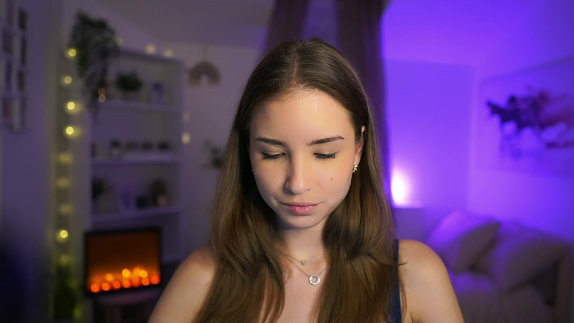Gallery image thumbnail from Shy_jane's myfreecams stream on, 01/14/2024, 18:42 image 12 of 20