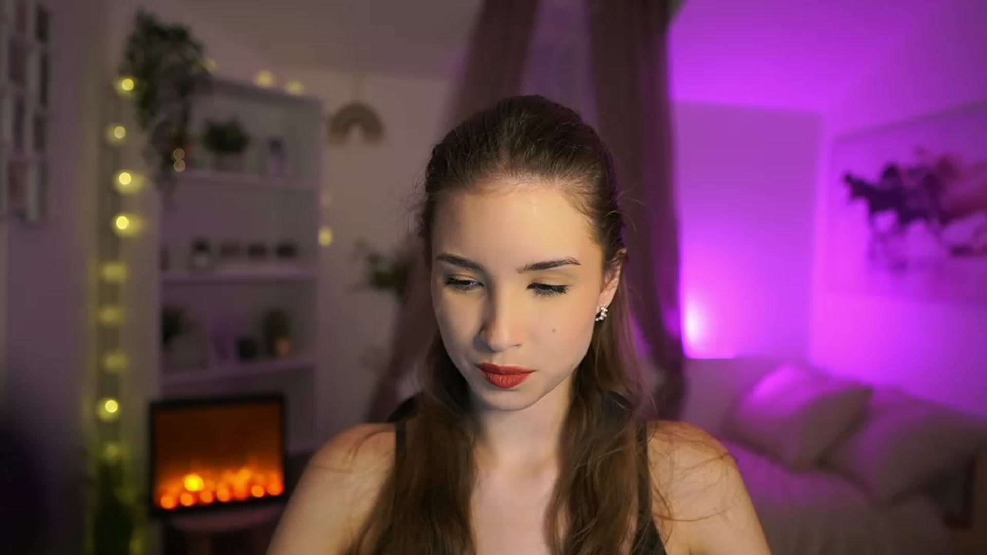 Gallery image thumbnail from Shy_jane's myfreecams stream on, 01/19/2024, 17:03 image 15 of 20
