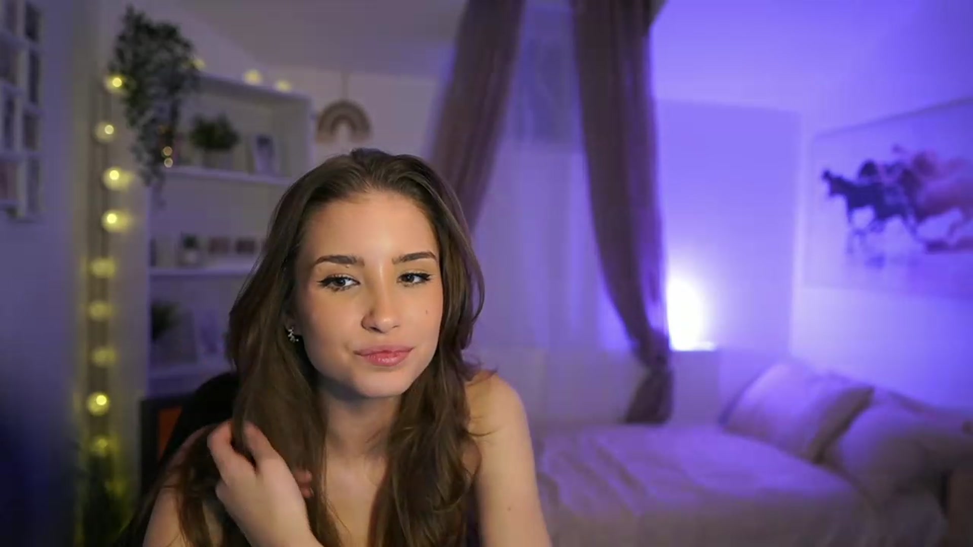 Gallery image thumbnail from Shy_jane's myfreecams stream on, 01/23/2024, 15:47 image 15 of 20
