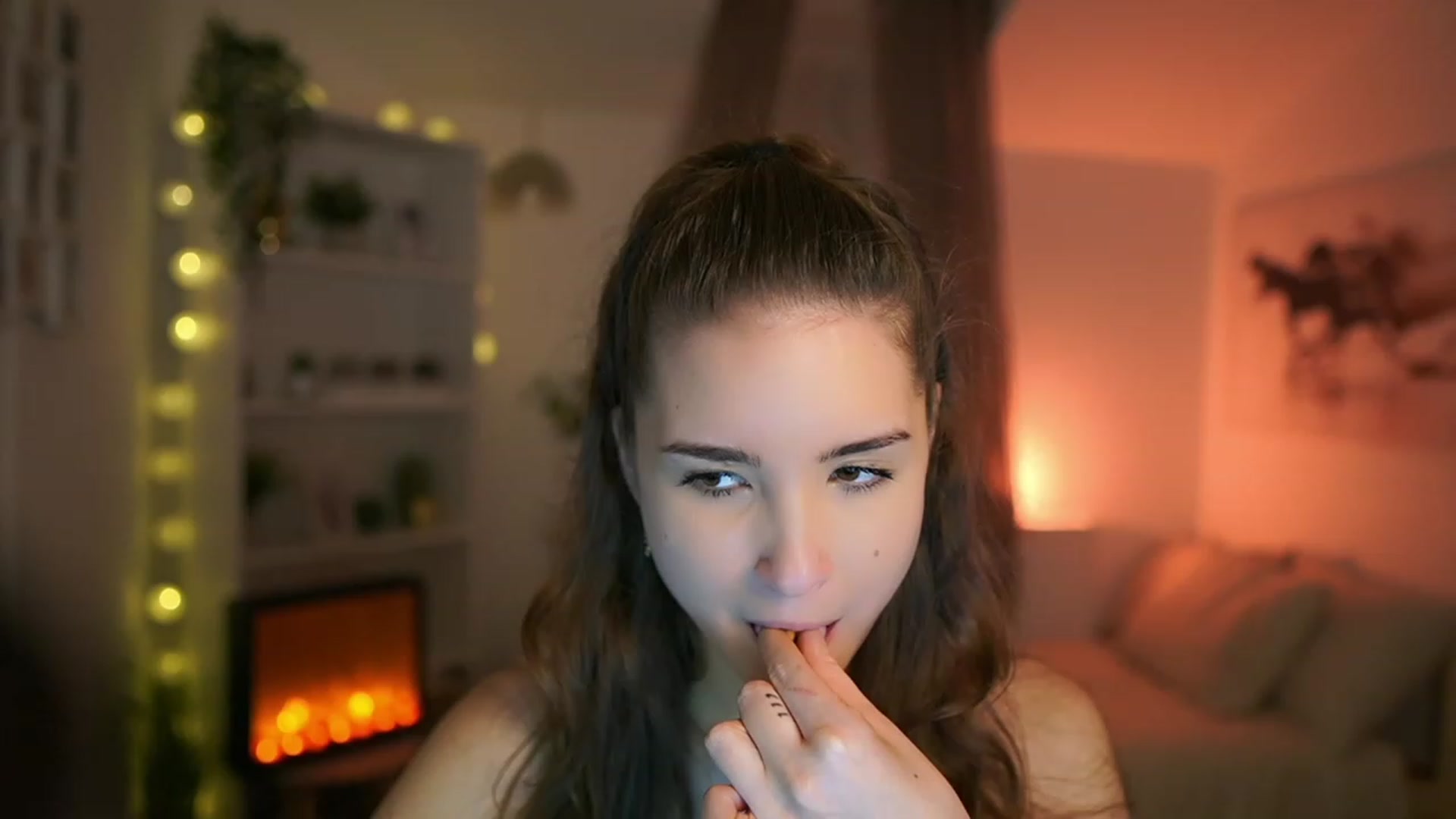Gallery image thumbnail from Shy_jane's myfreecams stream on, 01/26/2024, 13:31 image 7 of 20