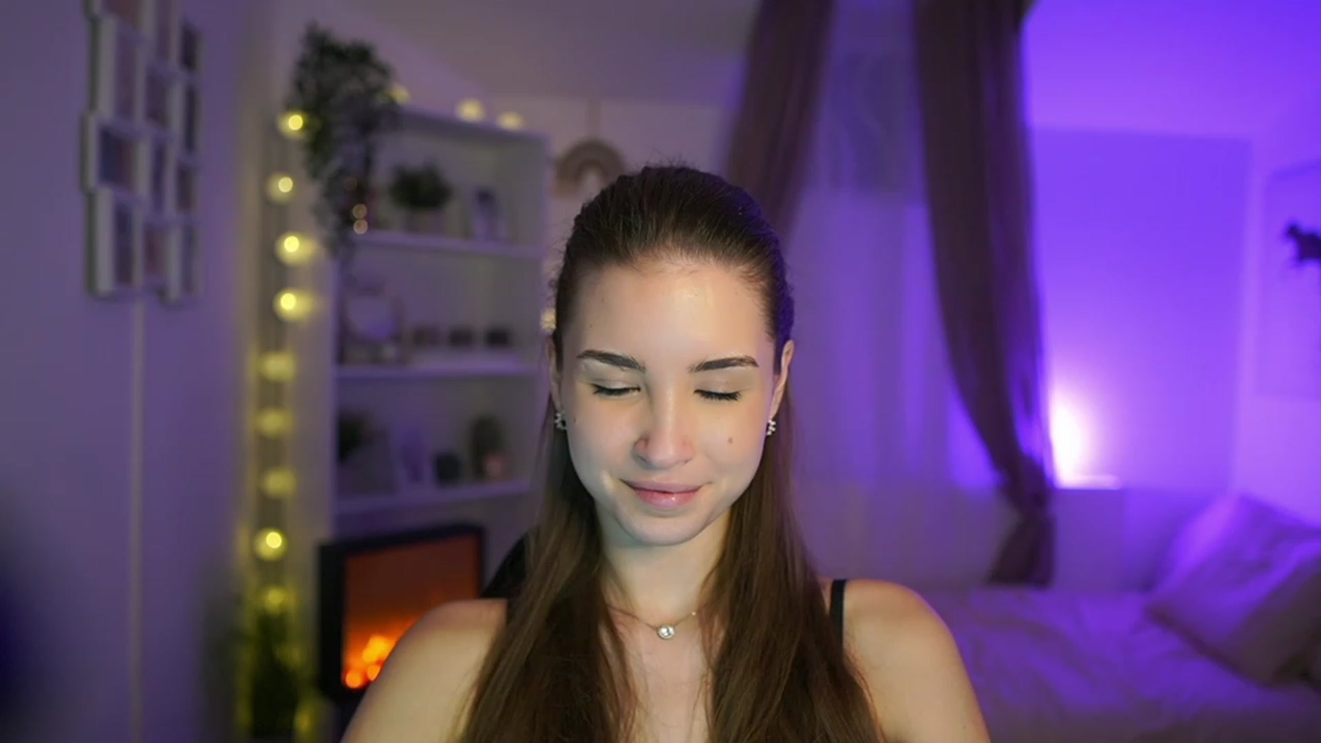 Gallery image thumbnail from Shy_jane's myfreecams stream on, 01/30/2024, 17:31 image 17 of 20