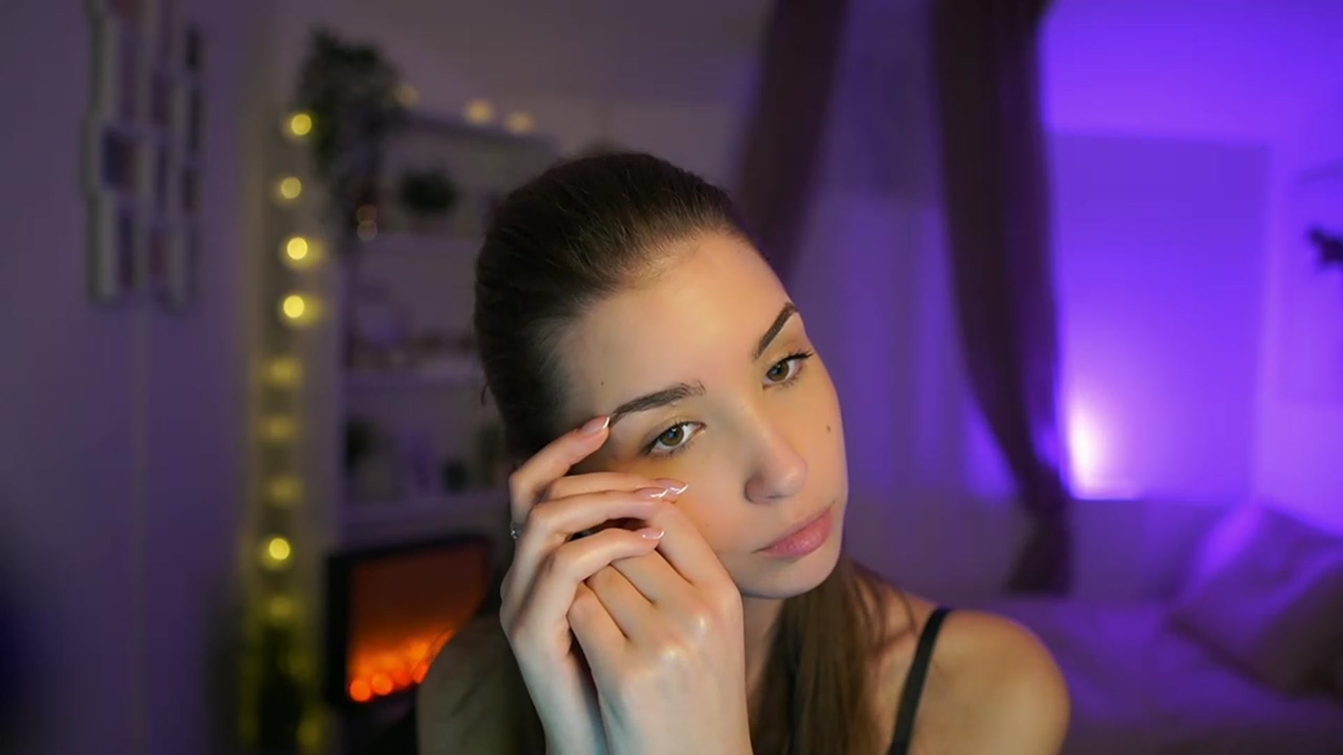 Gallery image thumbnail from Shy_jane's myfreecams stream on, 01/30/2024, 17:31 image 16 of 20
