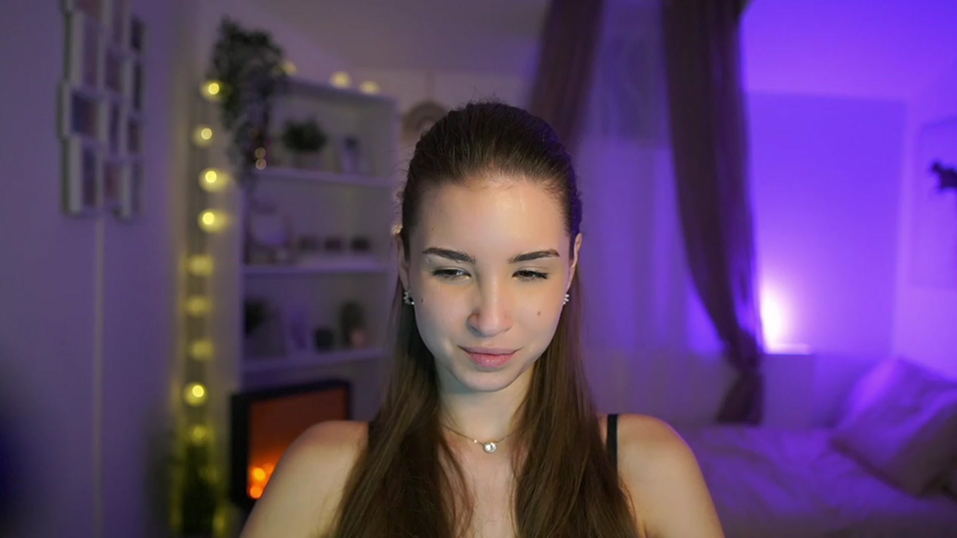 Gallery image thumbnail from Shy_jane's myfreecams stream on, 01/30/2024, 17:31 image 18 of 20