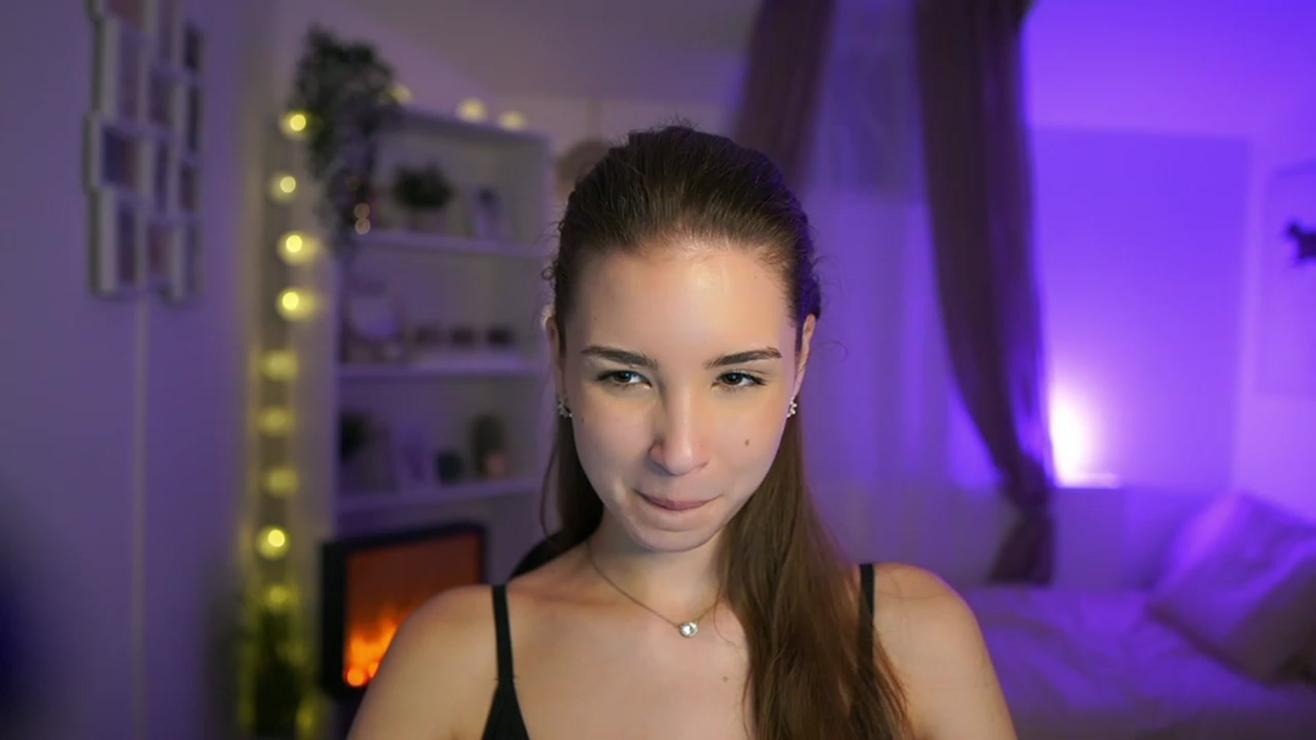 Gallery image thumbnail from Shy_jane's myfreecams stream on, 01/30/2024, 18:35 image 9 of 20