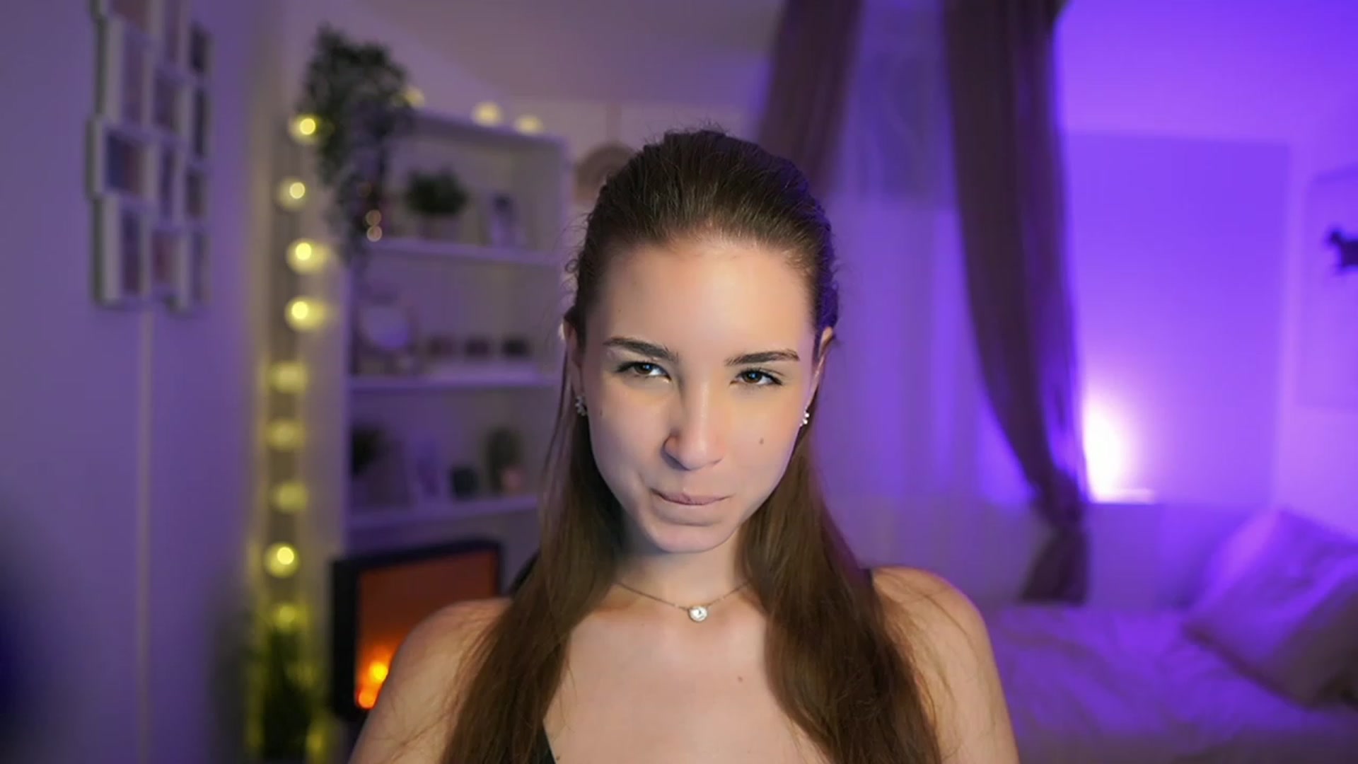 Gallery image thumbnail from Shy_jane's myfreecams stream on, 01/30/2024, 18:35 image 1 of 20