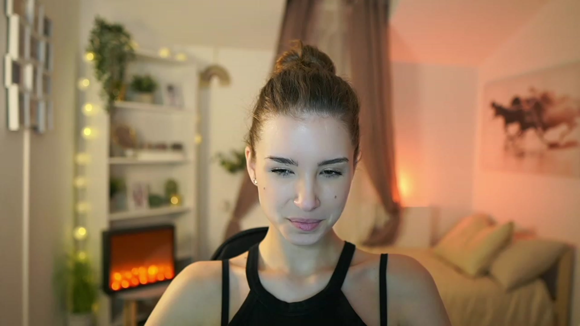 Gallery image thumbnail from Shy_jane's myfreecams stream on, 02/01/2024, 17:49 image 11 of 20