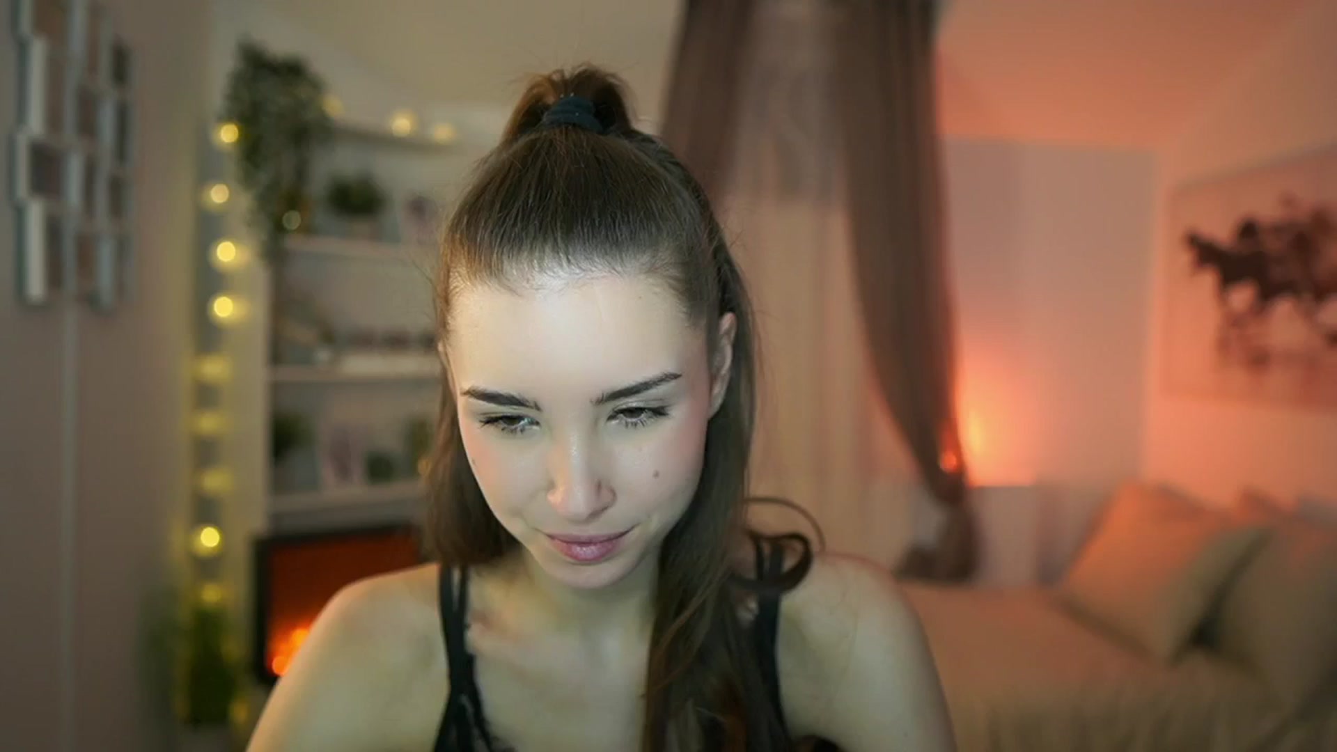 Gallery image thumbnail from Shy_jane's myfreecams stream on, 02/06/2024, 15:17 image 7 of 20