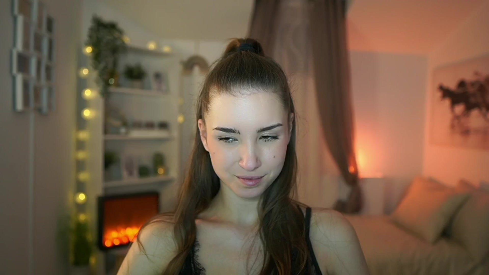 Gallery image thumbnail from Shy_jane's myfreecams stream on, 02/06/2024, 16:06 image 8 of 20