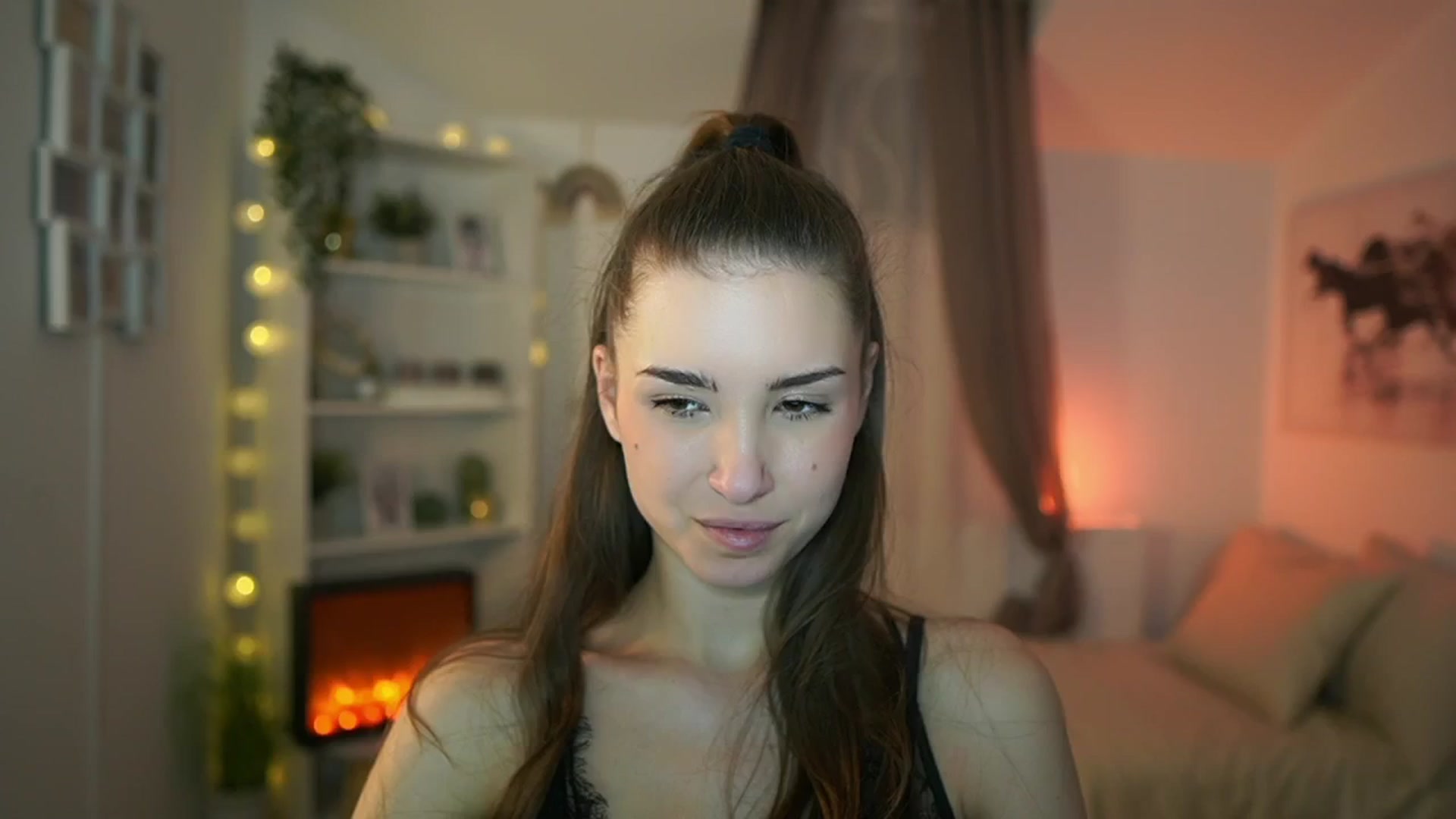 Gallery image thumbnail from Shy_jane's myfreecams stream on, 02/06/2024, 16:06 image 3 of 20