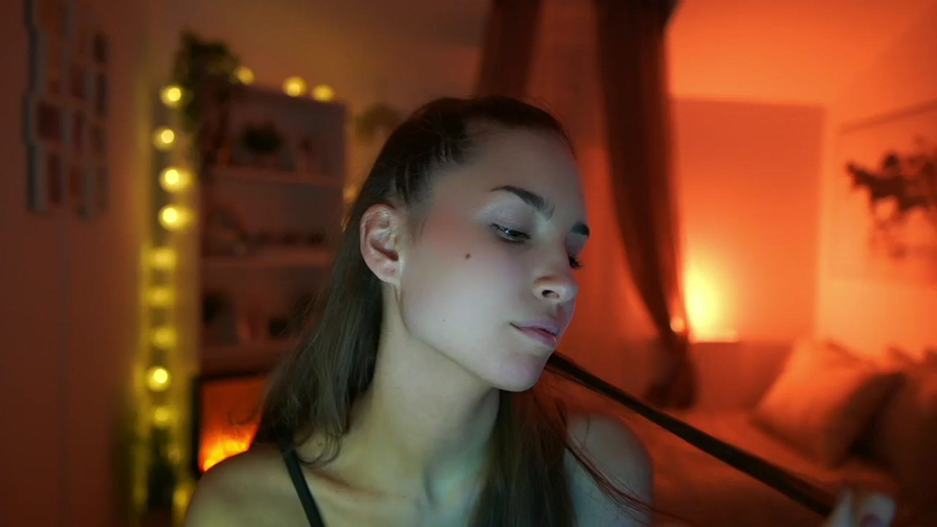 Gallery image thumbnail from Shy_jane's myfreecams stream on, 02/06/2024, 18:34 image 17 of 20