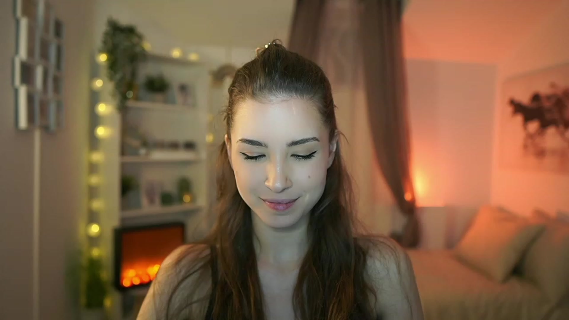 Gallery image thumbnail from Shy_jane's myfreecams stream on, 02/08/2024, 10:33 image 13 of 20