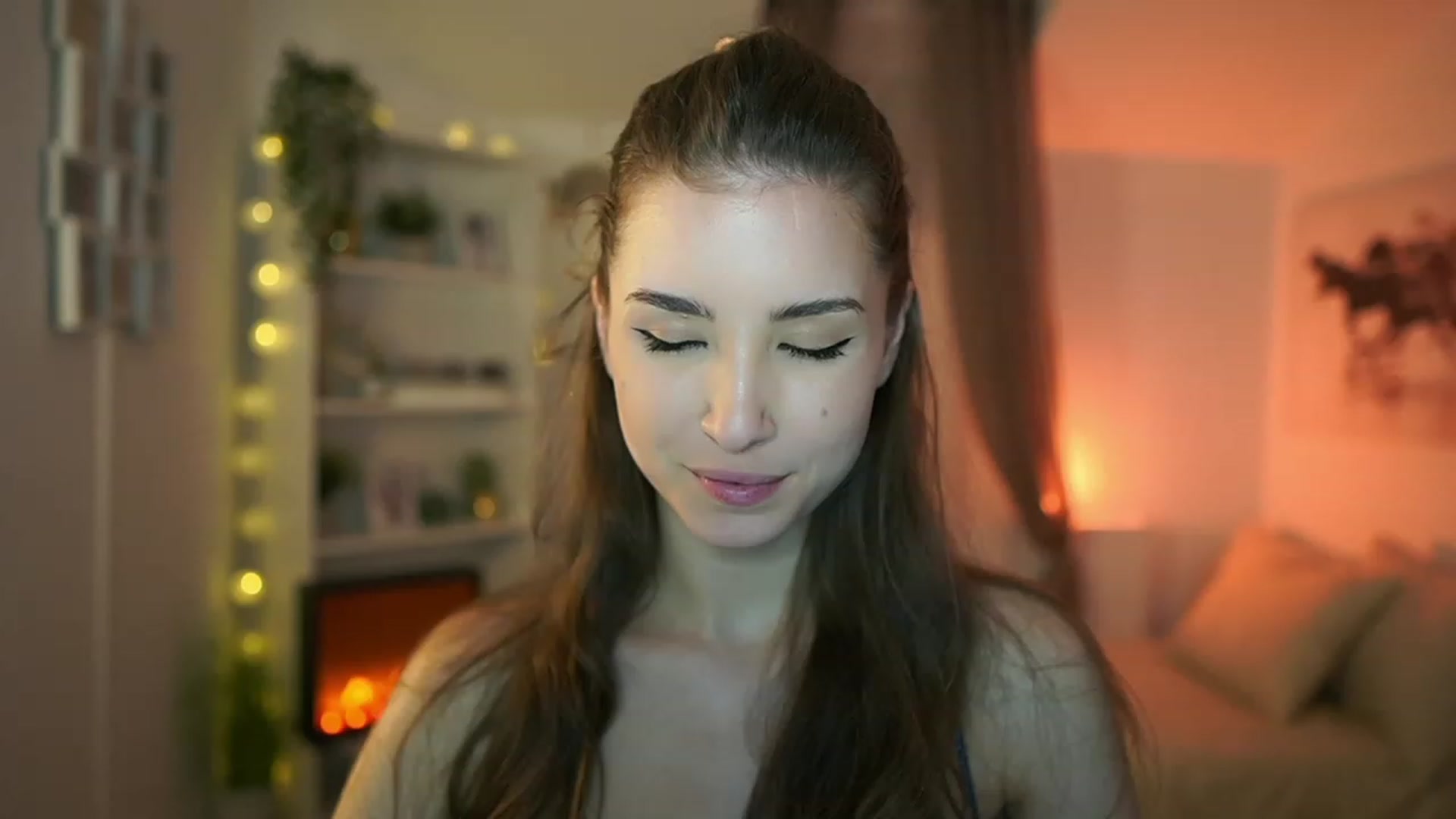Gallery image thumbnail from Shy_jane's myfreecams stream on, 02/08/2024, 12:43 image 18 of 20