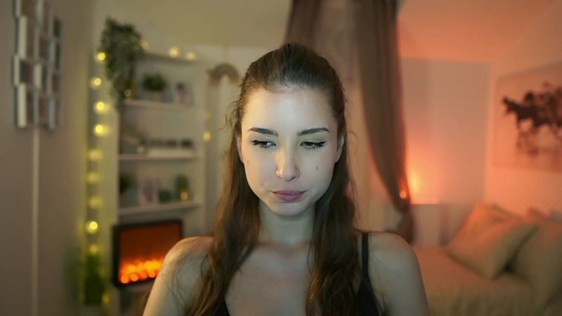 Gallery image thumbnail from Shy_jane's myfreecams stream on, 02/08/2024, 14:31 image 1 of 20