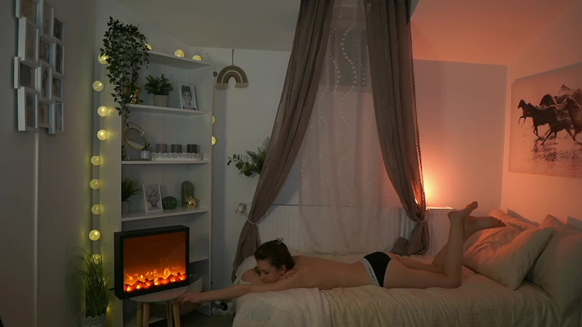 Gallery image thumbnail from Shy_jane's myfreecams stream on, 02/08/2024, 14:31 image 9 of 20