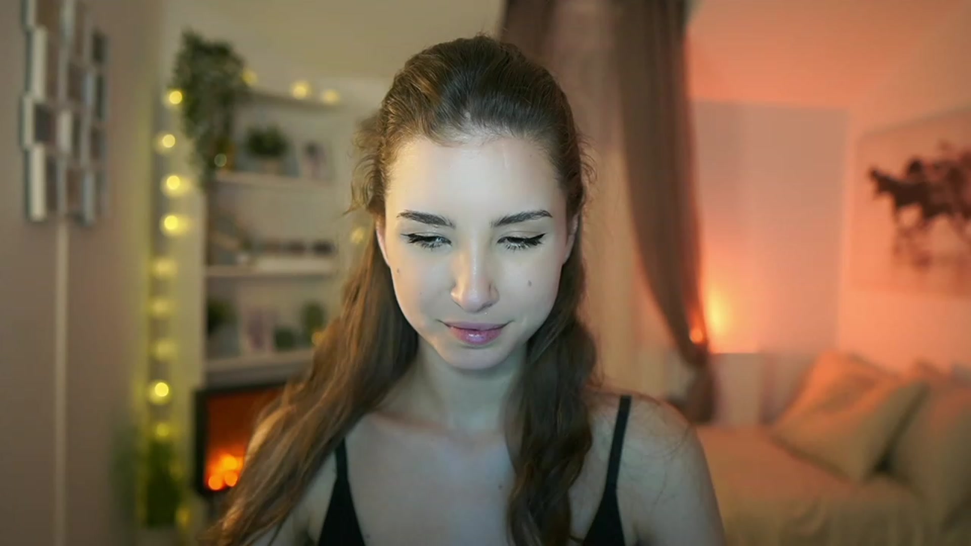 Gallery image thumbnail from Shy_jane's myfreecams stream on, 02/08/2024, 14:31 image 12 of 20