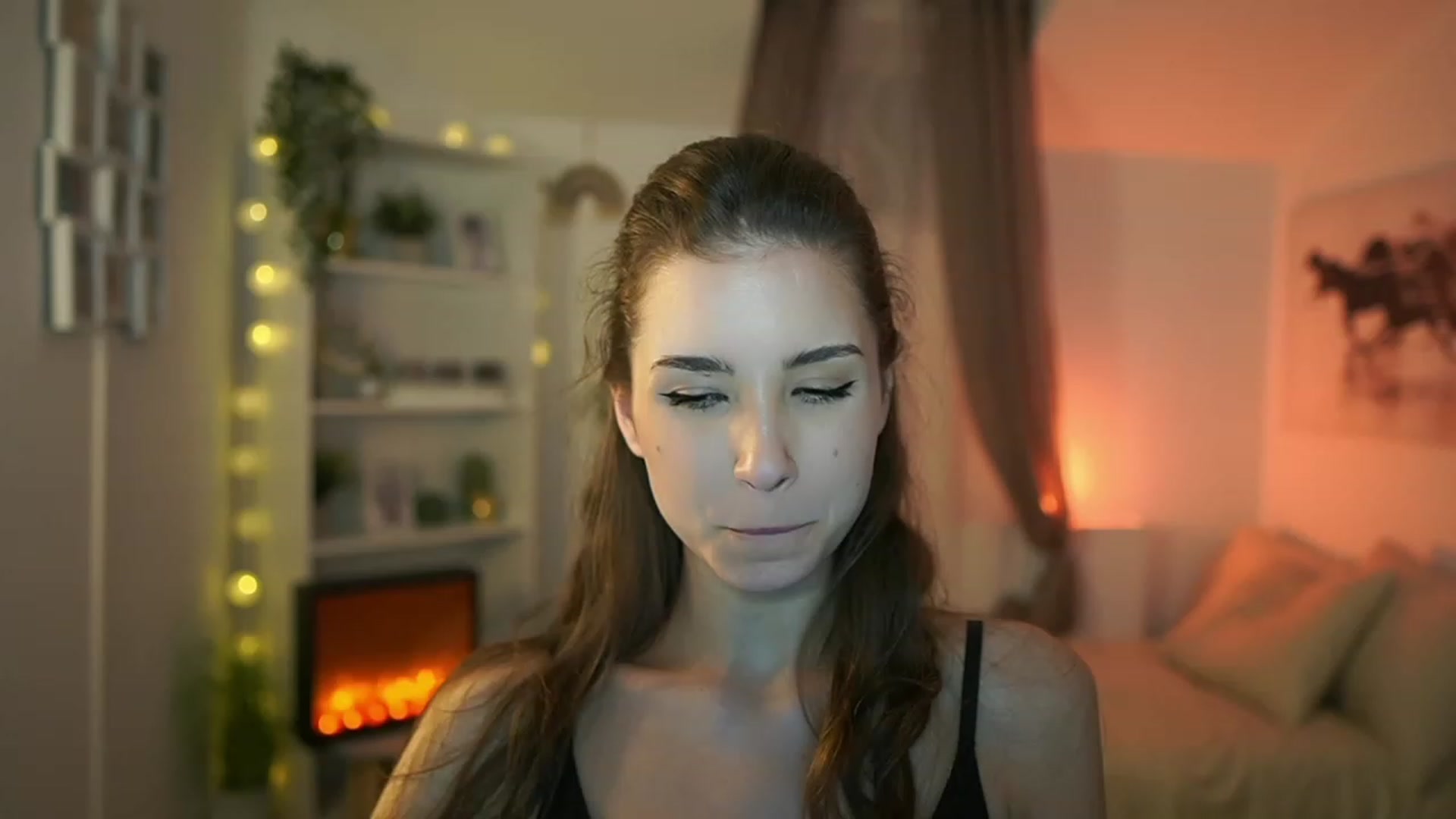 Gallery image thumbnail from Shy_jane's myfreecams stream on, 02/08/2024, 14:31 image 16 of 20