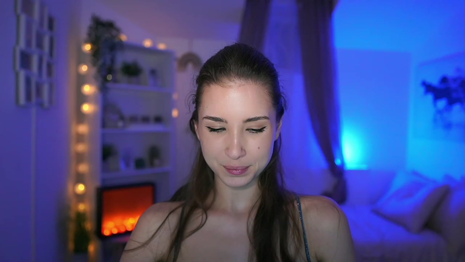 Gallery image thumbnail from Shy_jane's myfreecams stream on, 02/08/2024, 17:53 image 8 of 20