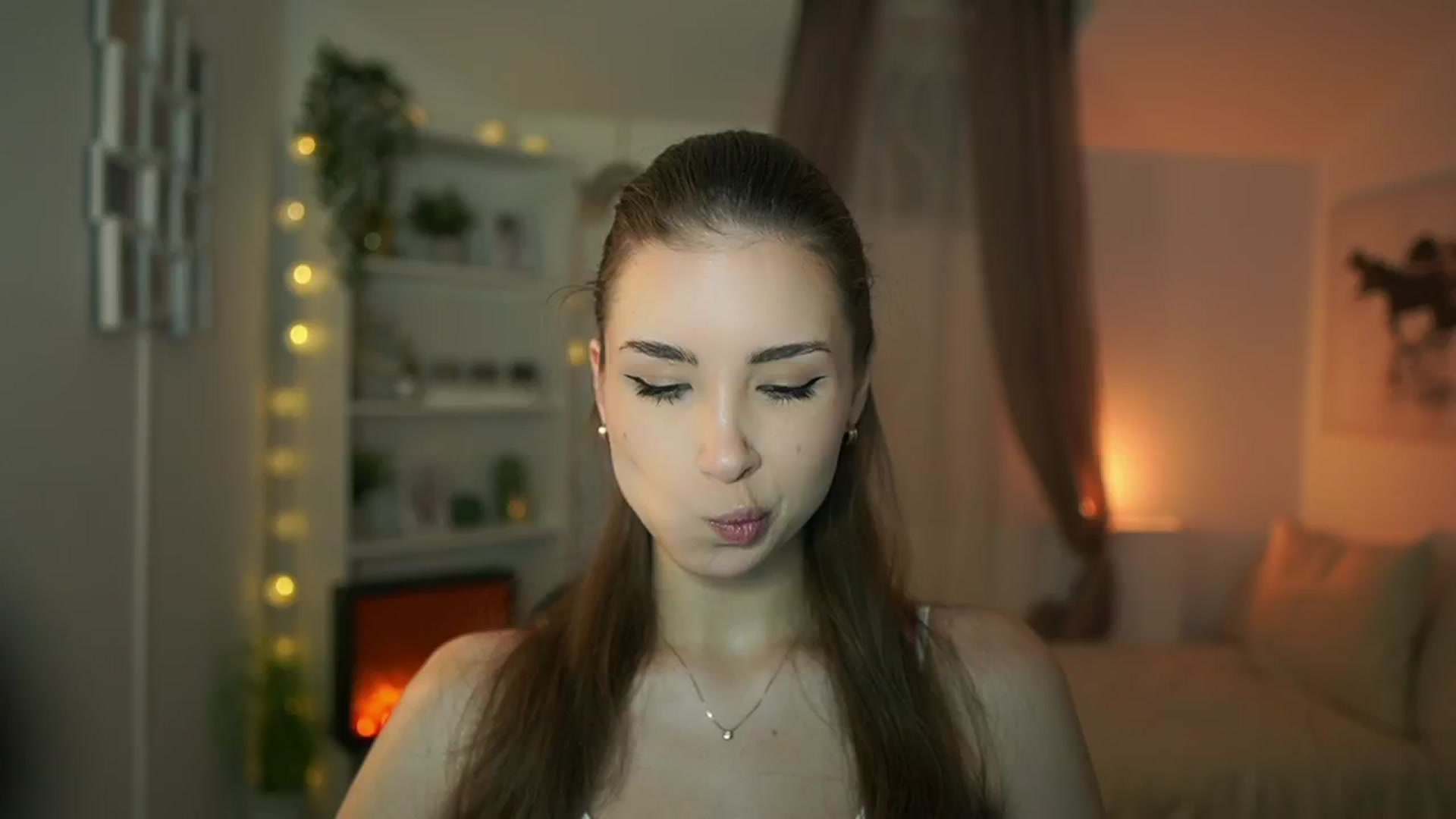 Gallery image thumbnail from Shy_jane's myfreecams stream on, 02/12/2024, 14:52 image 4 of 20