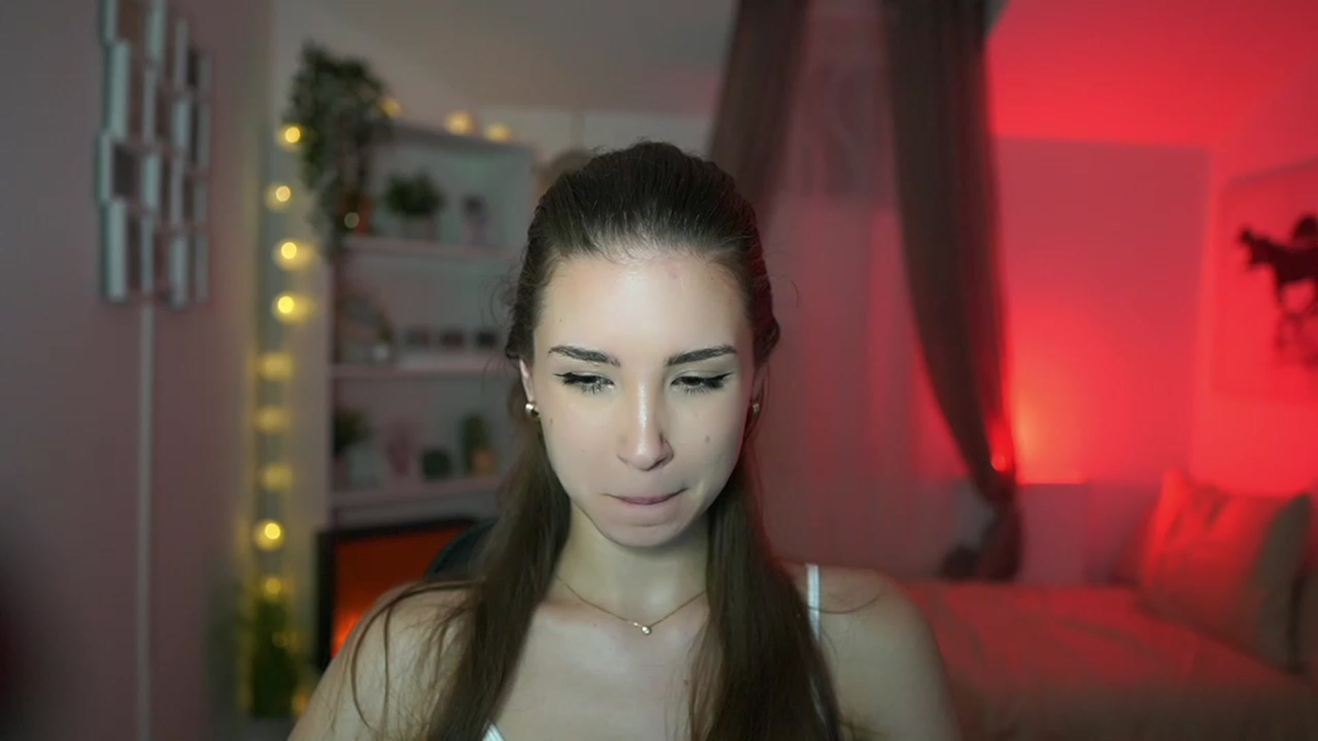 Gallery image thumbnail from Shy_jane's myfreecams stream on, 02/12/2024, 18:37 image 7 of 20
