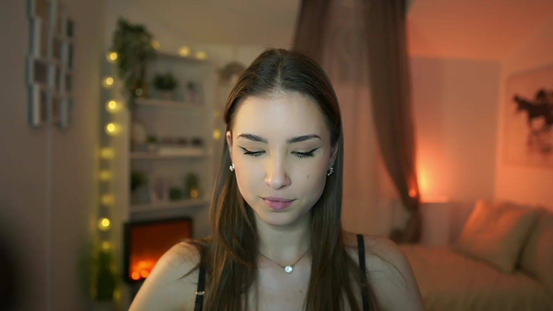 Gallery image thumbnail from Shy_jane's myfreecams stream on, 02/15/2024, 11:31 image 16 of 20