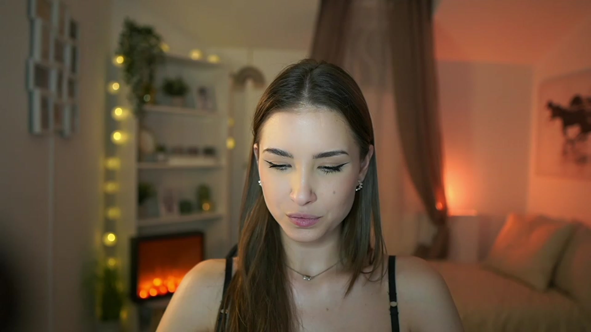 Gallery image thumbnail from Shy_jane's myfreecams stream on, 02/15/2024, 13:01 image 2 of 20