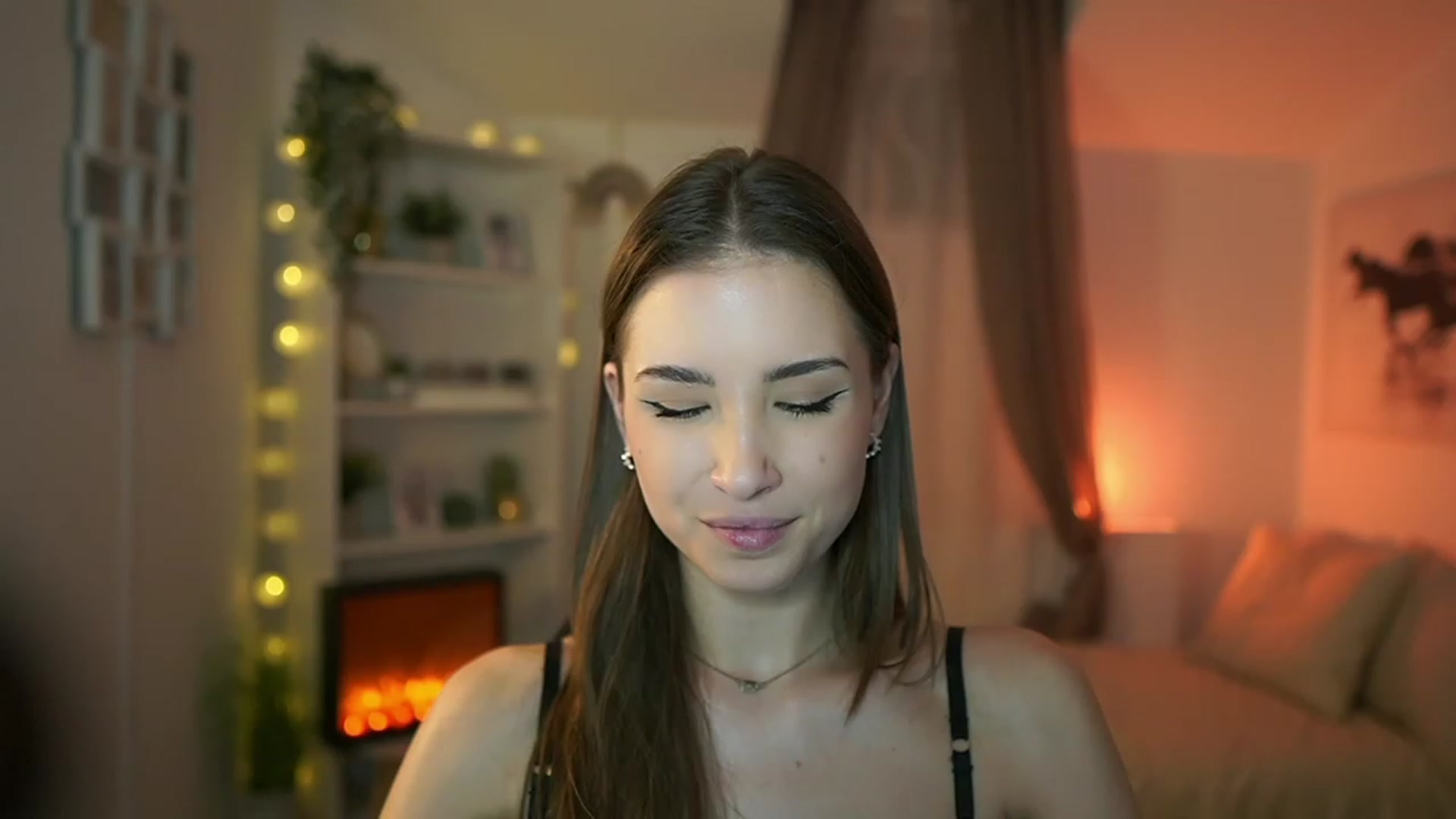 Gallery image thumbnail from Shy_jane's myfreecams stream on, 02/15/2024, 13:01 image 3 of 20