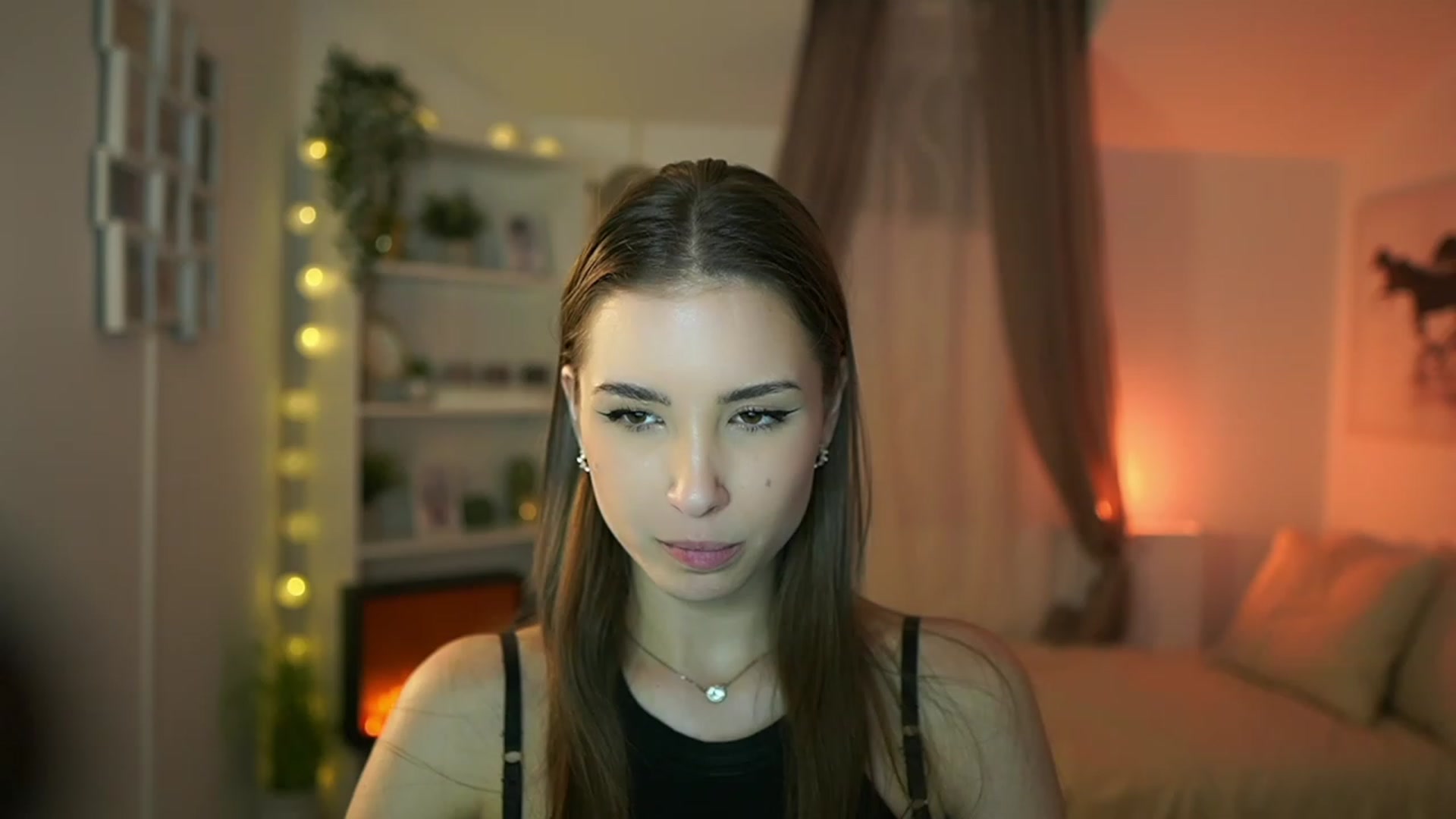 Gallery image thumbnail from Shy_jane's myfreecams stream on, 02/15/2024, 17:05 image 1 of 20