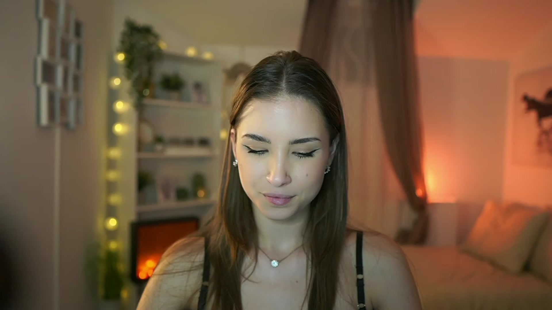 Gallery image thumbnail from Shy_jane's myfreecams stream on, 02/15/2024, 17:05 image 12 of 20