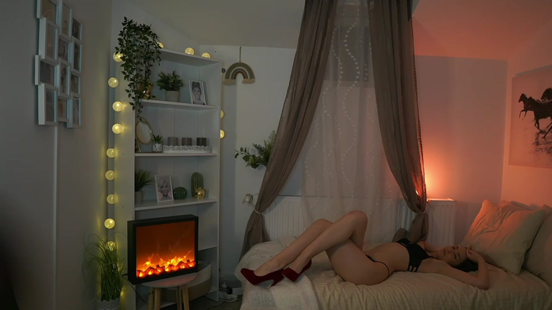 Gallery image thumbnail from Shy_jane's myfreecams stream on, 02/15/2024, 17:05 image 9 of 20