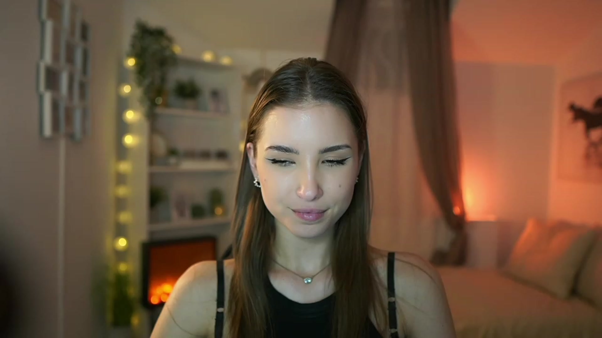 Gallery image thumbnail from Shy_jane's myfreecams stream on, 02/15/2024, 17:05 image 4 of 20