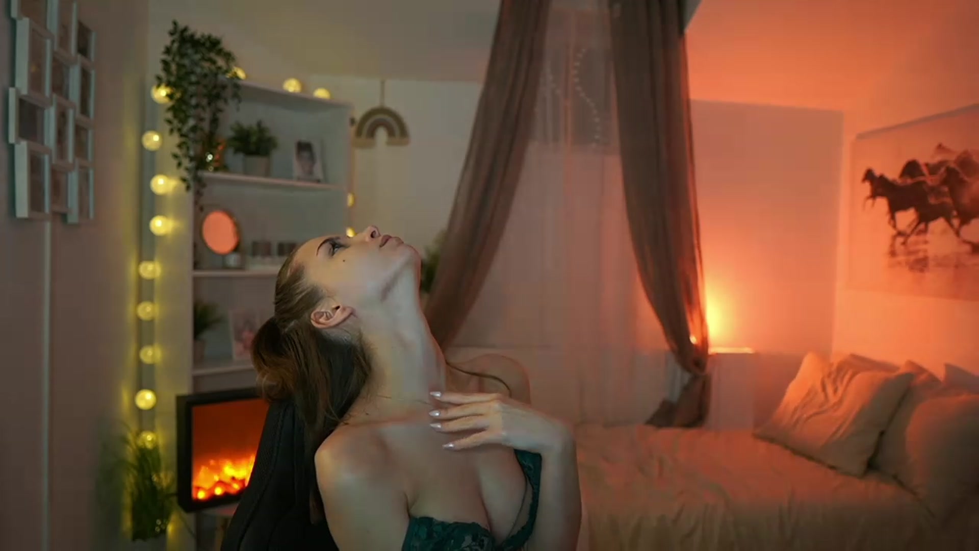Gallery image thumbnail from Shy_jane's myfreecams stream on, 02/27/2024, 10:24 image 10 of 20