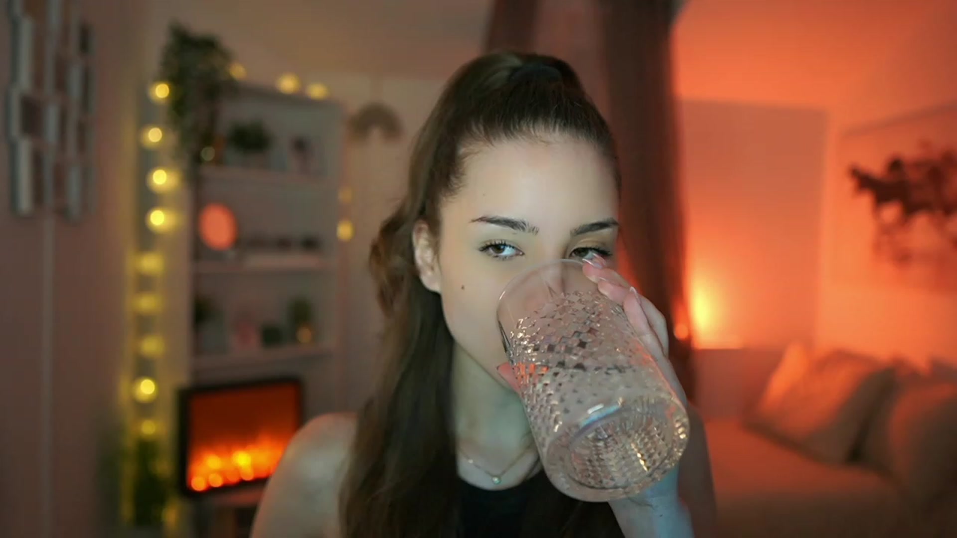 Gallery image thumbnail from Shy_jane's myfreecams stream on, 02/27/2024, 12:07 image 6 of 20