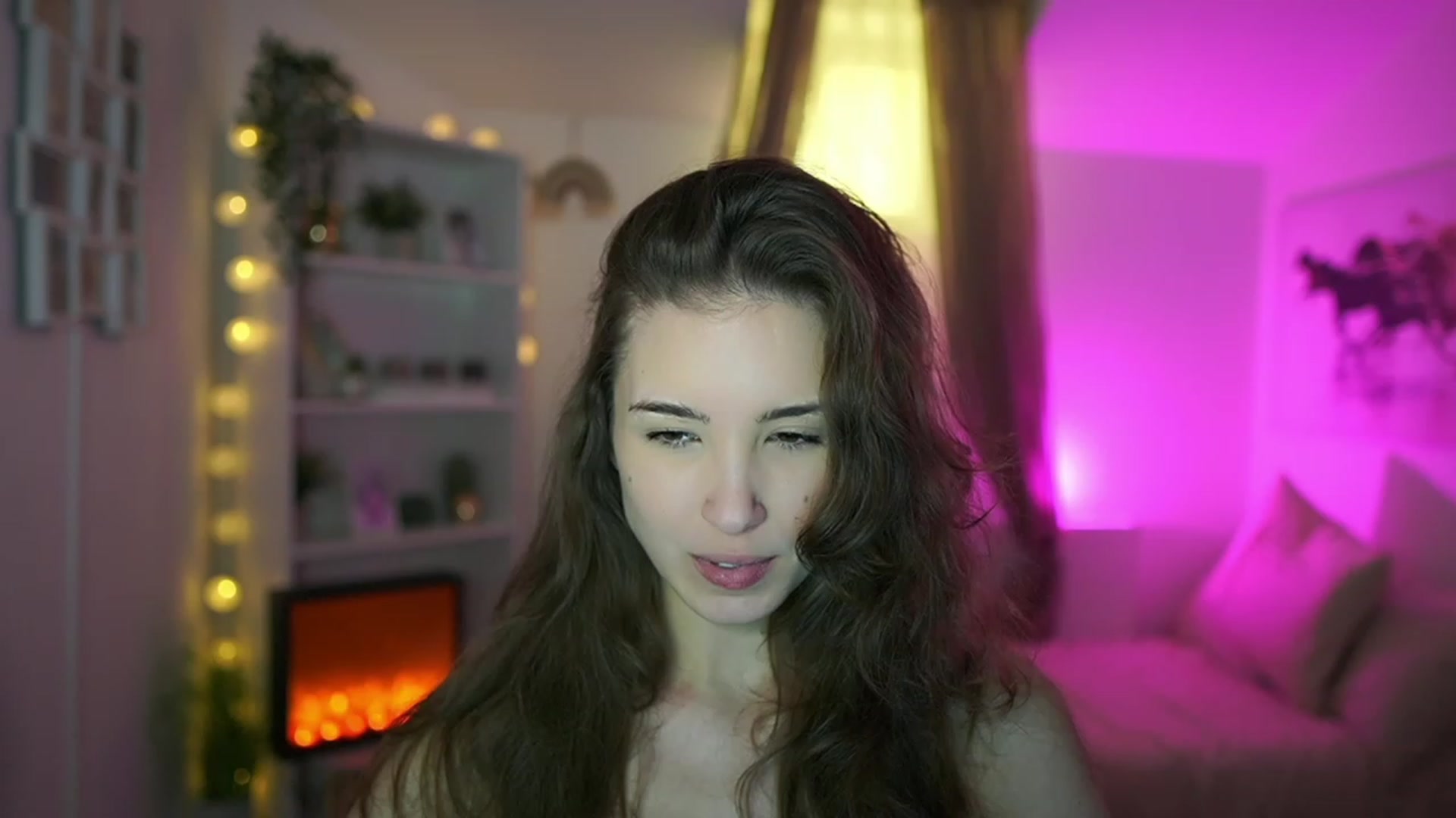 Gallery image thumbnail from Shy_jane's myfreecams stream on, 03/03/2024, 12:33 image 1 of 20