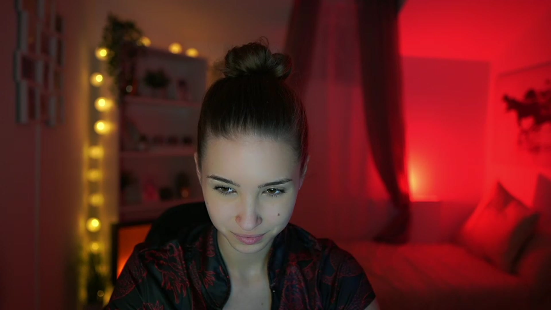 Gallery image thumbnail from Shy_jane's myfreecams stream on, 03/05/2024, 15:40 image 16 of 20