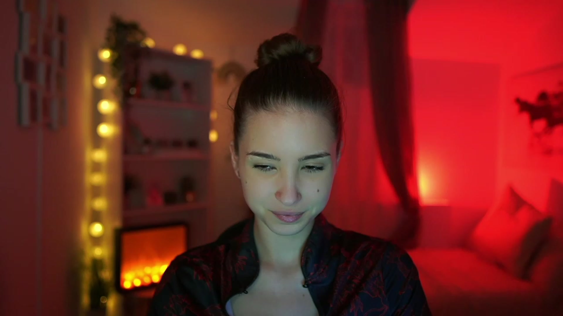 Gallery image thumbnail from Shy_jane's myfreecams stream on, 03/05/2024, 15:40 image 14 of 20