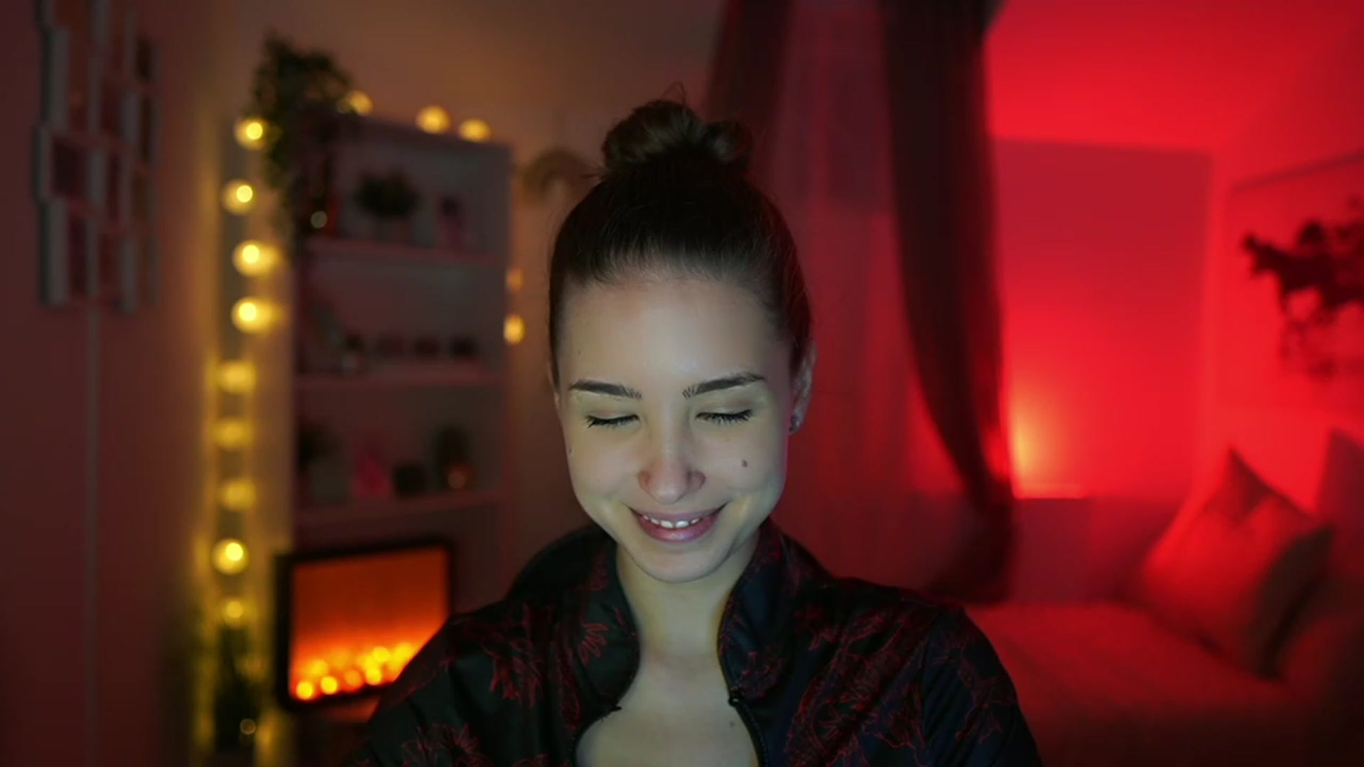 Gallery image thumbnail from Shy_jane's myfreecams stream on, 03/05/2024, 16:21 image 8 of 20