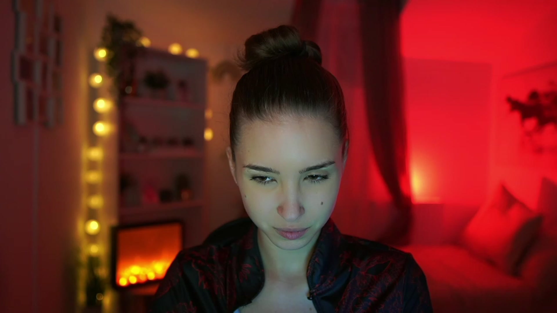 Gallery image thumbnail from Shy_jane's myfreecams stream on, 03/05/2024, 18:00 image 1 of 20