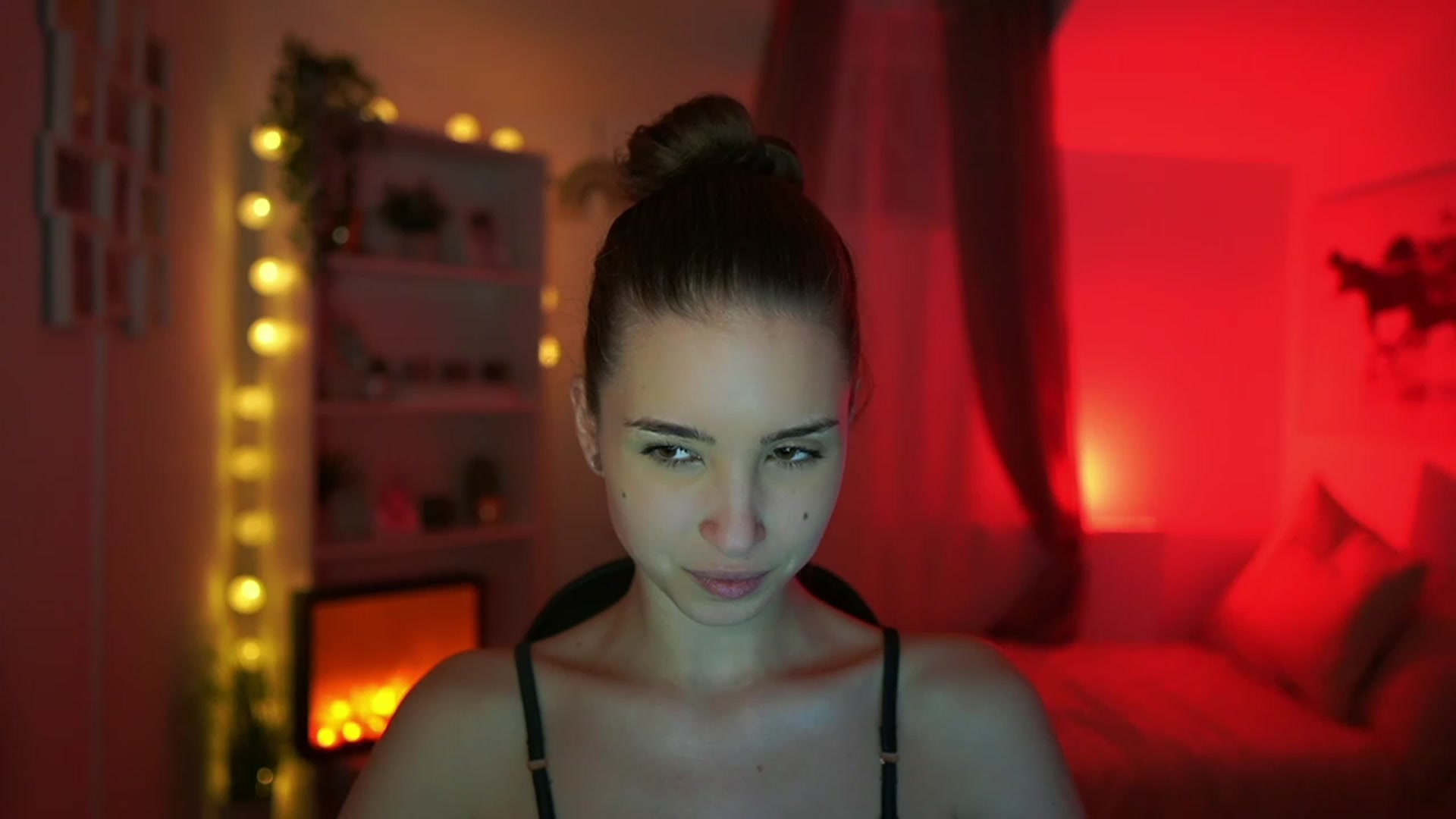 Gallery image thumbnail from Shy_jane's myfreecams stream on, 03/05/2024, 18:00 image 19 of 20