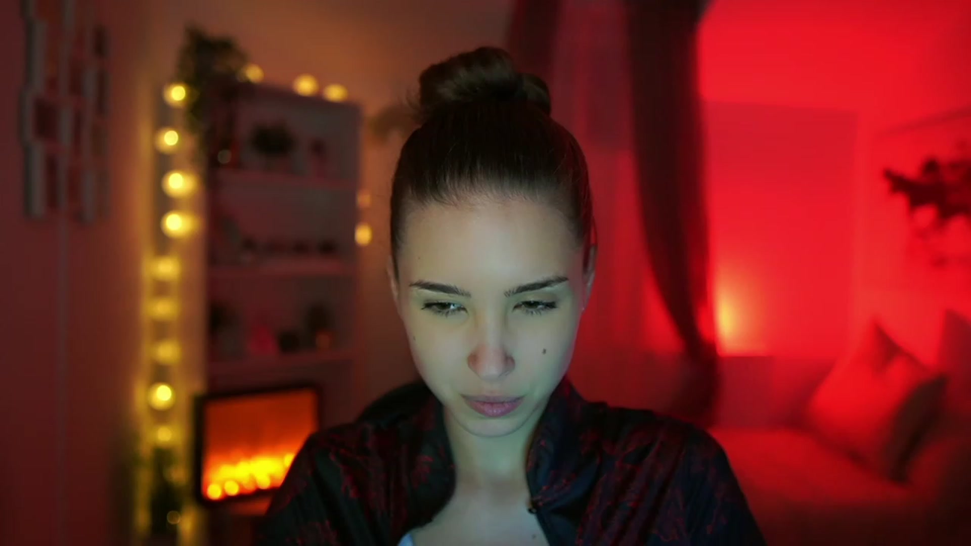 Gallery image thumbnail from Shy_jane's myfreecams stream on, 03/05/2024, 18:00 image 2 of 20