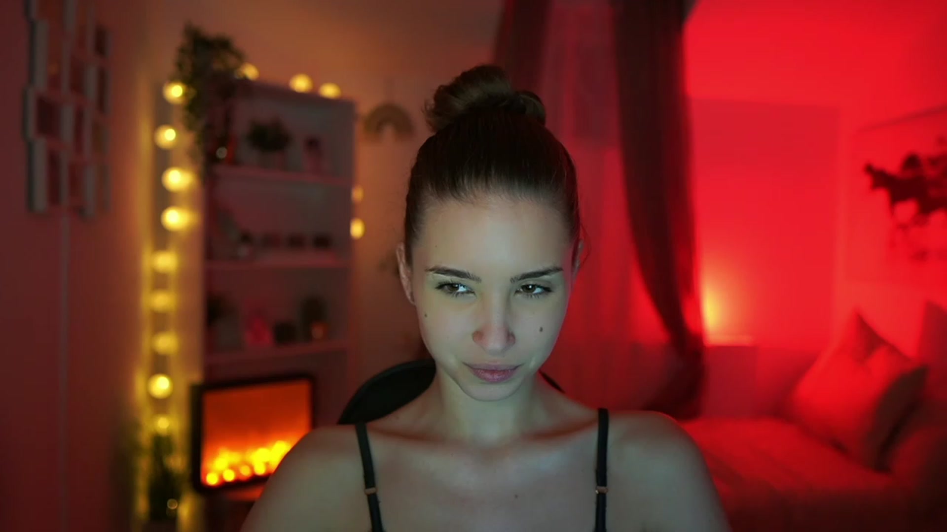 Gallery image thumbnail from Shy_jane's myfreecams stream on, 03/05/2024, 18:00 image 20 of 20