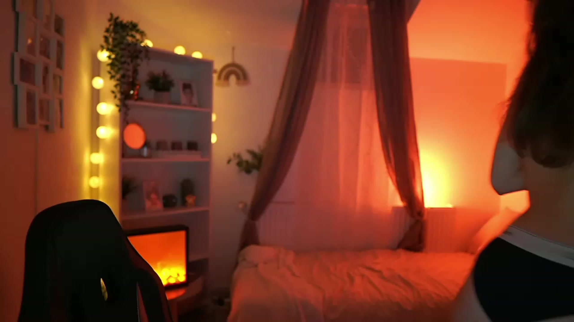 Gallery image thumbnail from Shy_jane's myfreecams stream on, 03/08/2024, 17:20 image 6 of 20