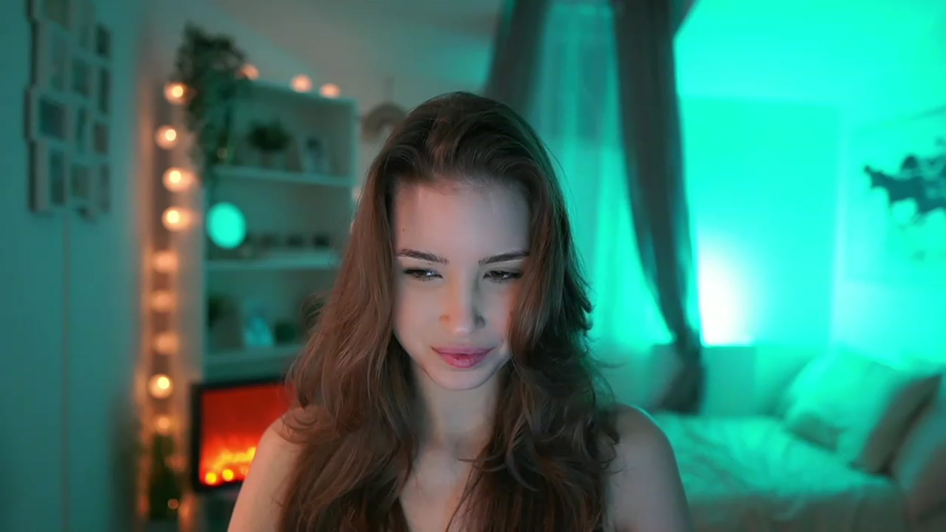 Gallery image thumbnail from Shy_jane's myfreecams stream on, 03/10/2024, 11:05 image 1 of 20