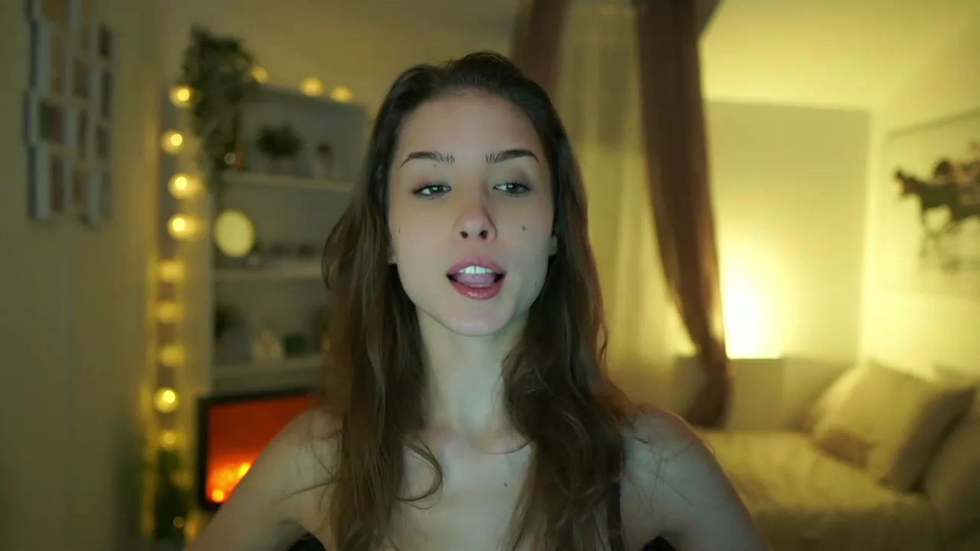 Gallery image thumbnail from Shy_jane's myfreecams stream on, 03/10/2024, 16:15 image 4 of 20