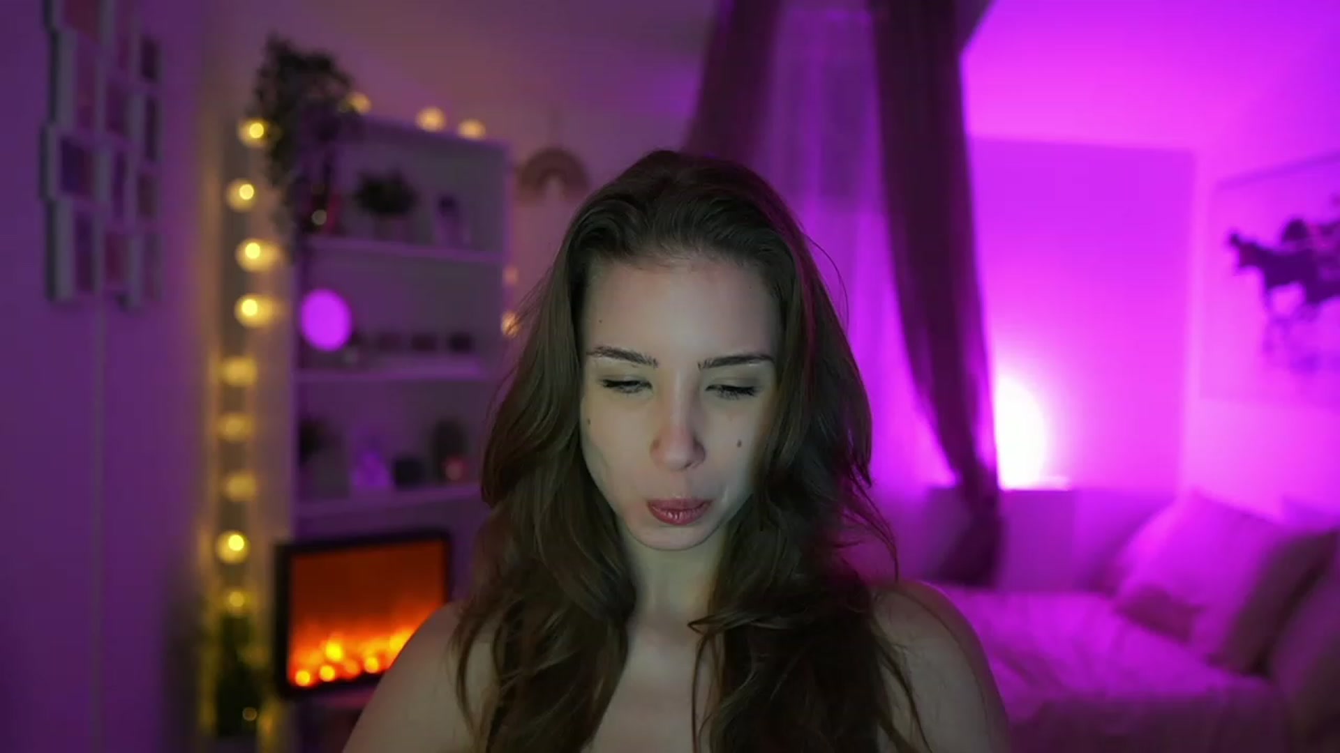 Gallery image thumbnail from Shy_jane's myfreecams stream on, 03/10/2024, 16:15 image 11 of 20