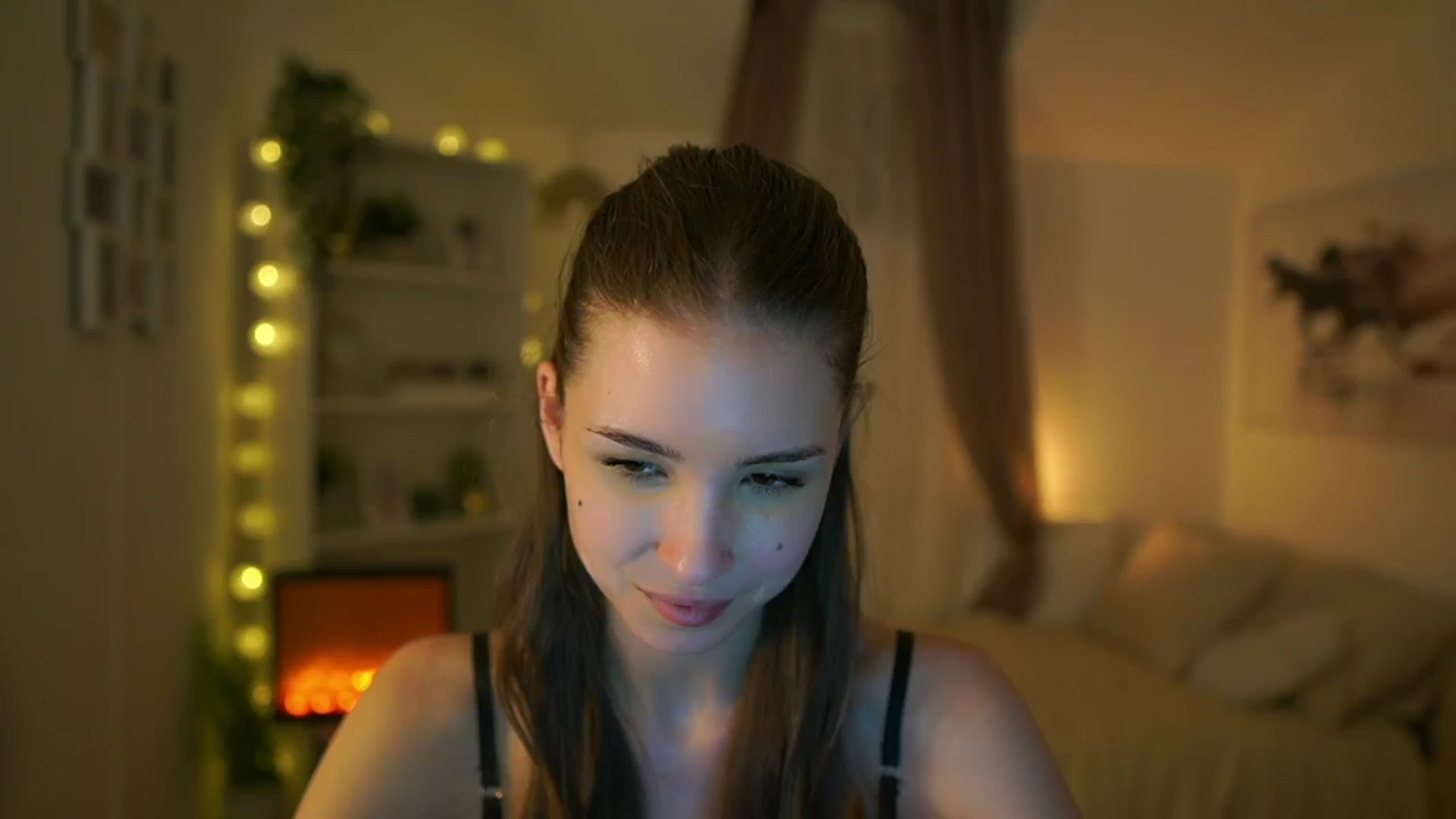 Gallery image thumbnail from Shy_jane's myfreecams stream on, 03/21/2024, 18:15 image 17 of 20