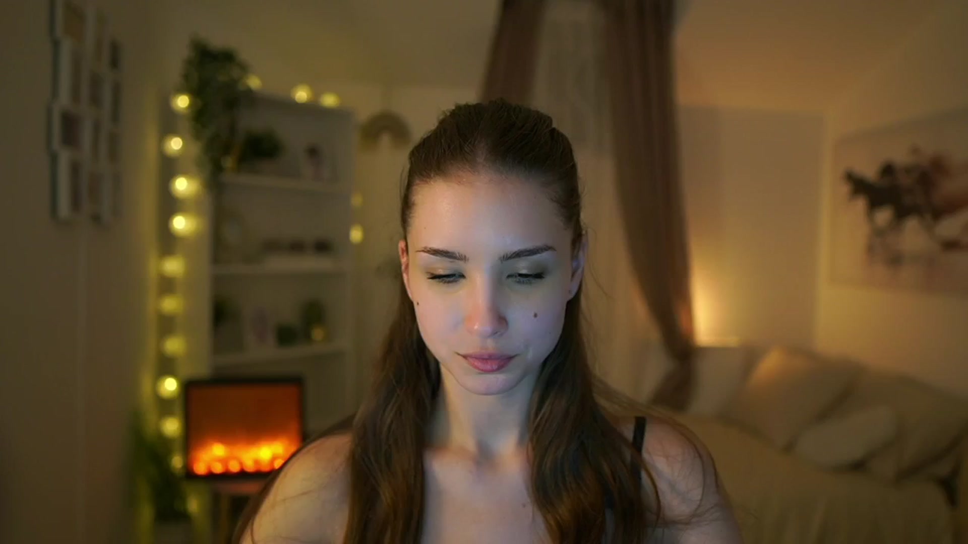 Gallery image thumbnail from Shy_jane's myfreecams stream on, 03/21/2024, 18:15 image 10 of 20