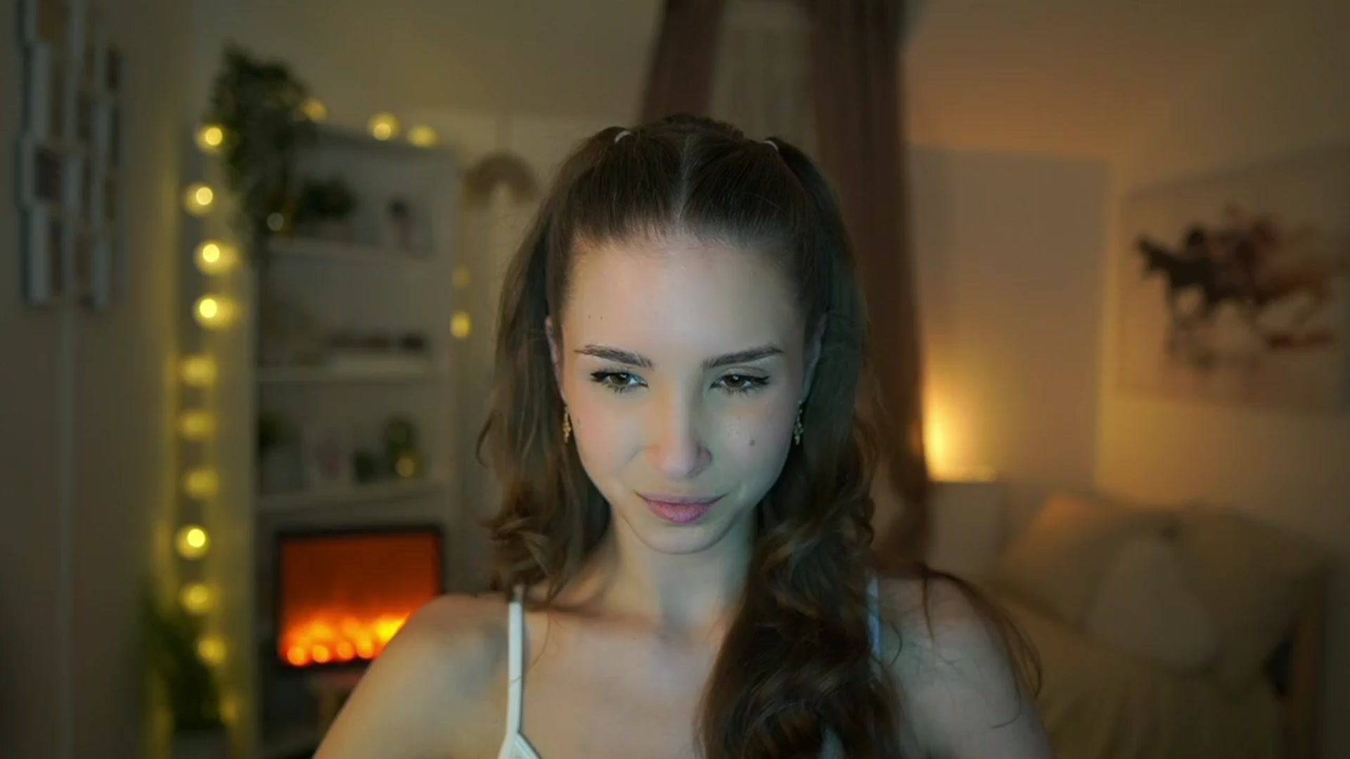 Gallery image thumbnail from Shy_jane's myfreecams stream on, 03/28/2024, 16:10 image 4 of 20