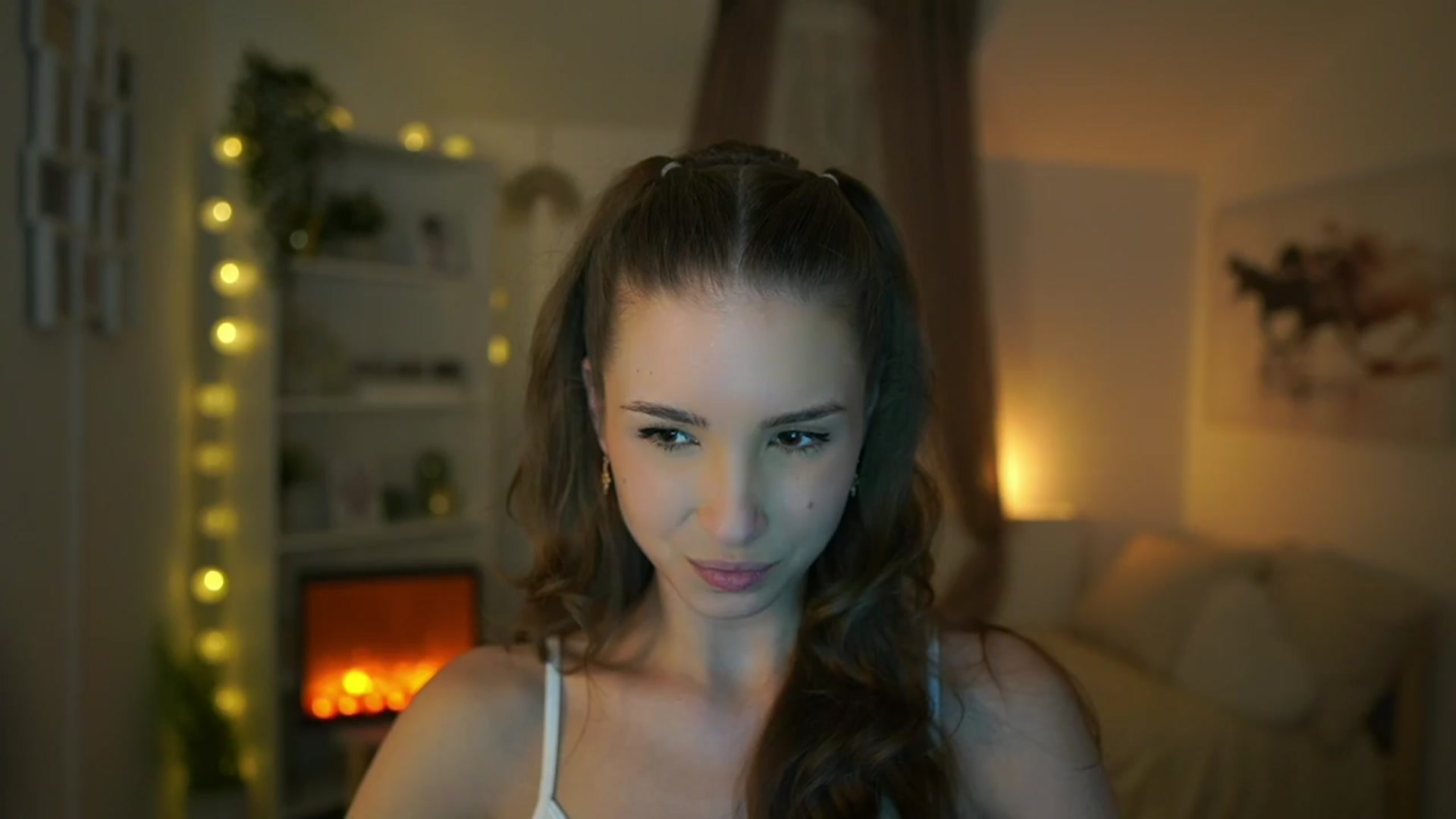 Gallery image thumbnail from Shy_jane's myfreecams stream on, 03/28/2024, 16:10 image 13 of 20