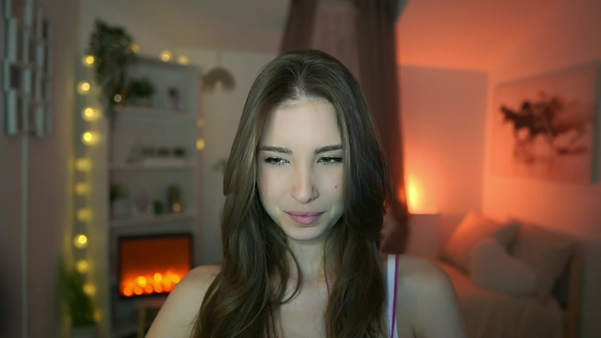 Gallery image thumbnail from Shy_jane's myfreecams stream on, 03/29/2024, 17:30 image 14 of 20