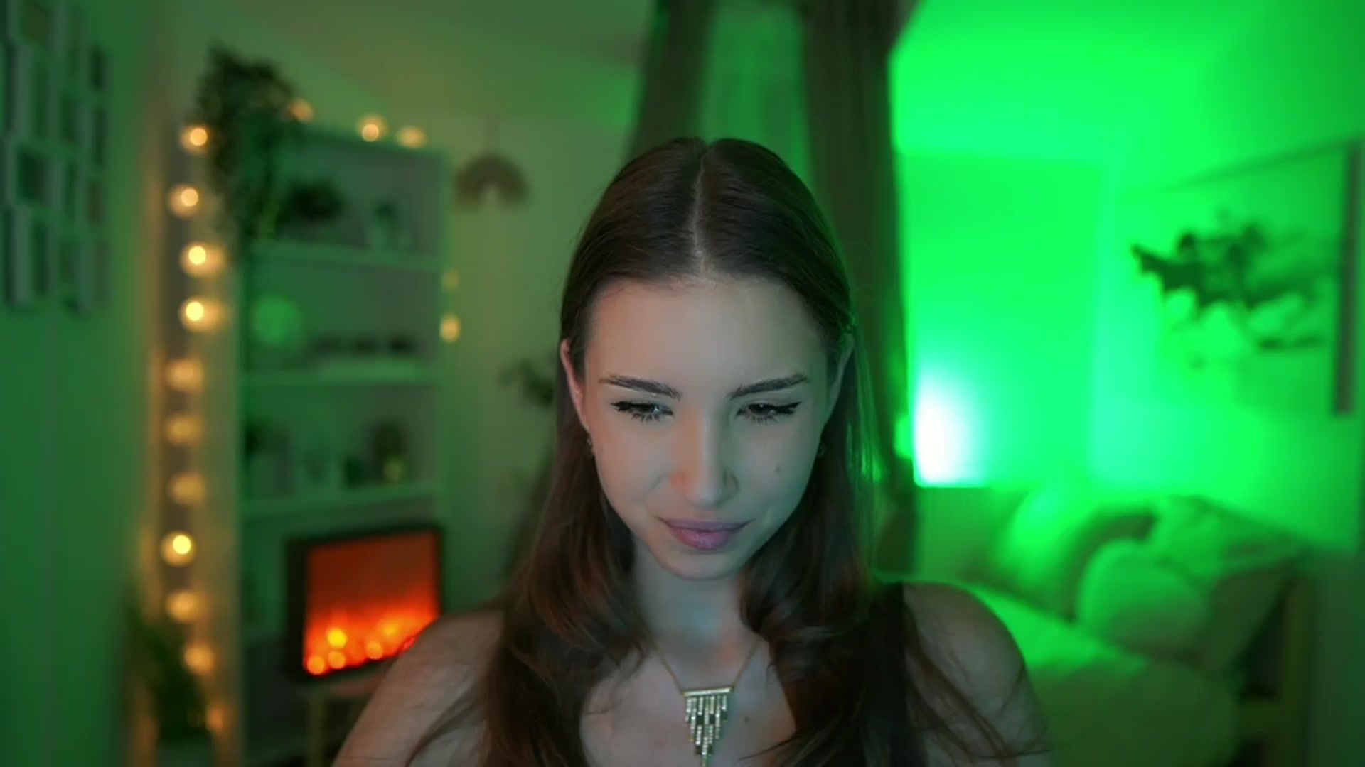 Gallery image thumbnail from Shy_jane's myfreecams stream on, 04/02/2024, 12:53 image 18 of 20